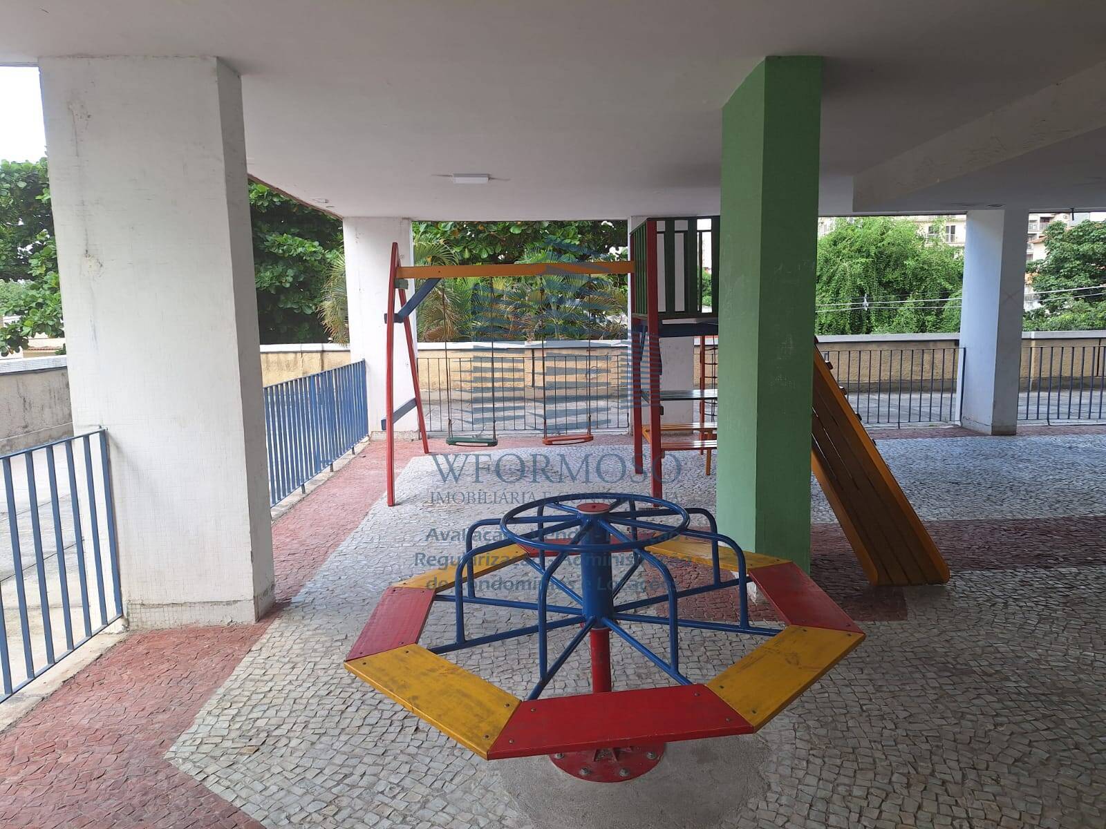 Apartamento à venda com 2 quartos, 56m² - Foto 4