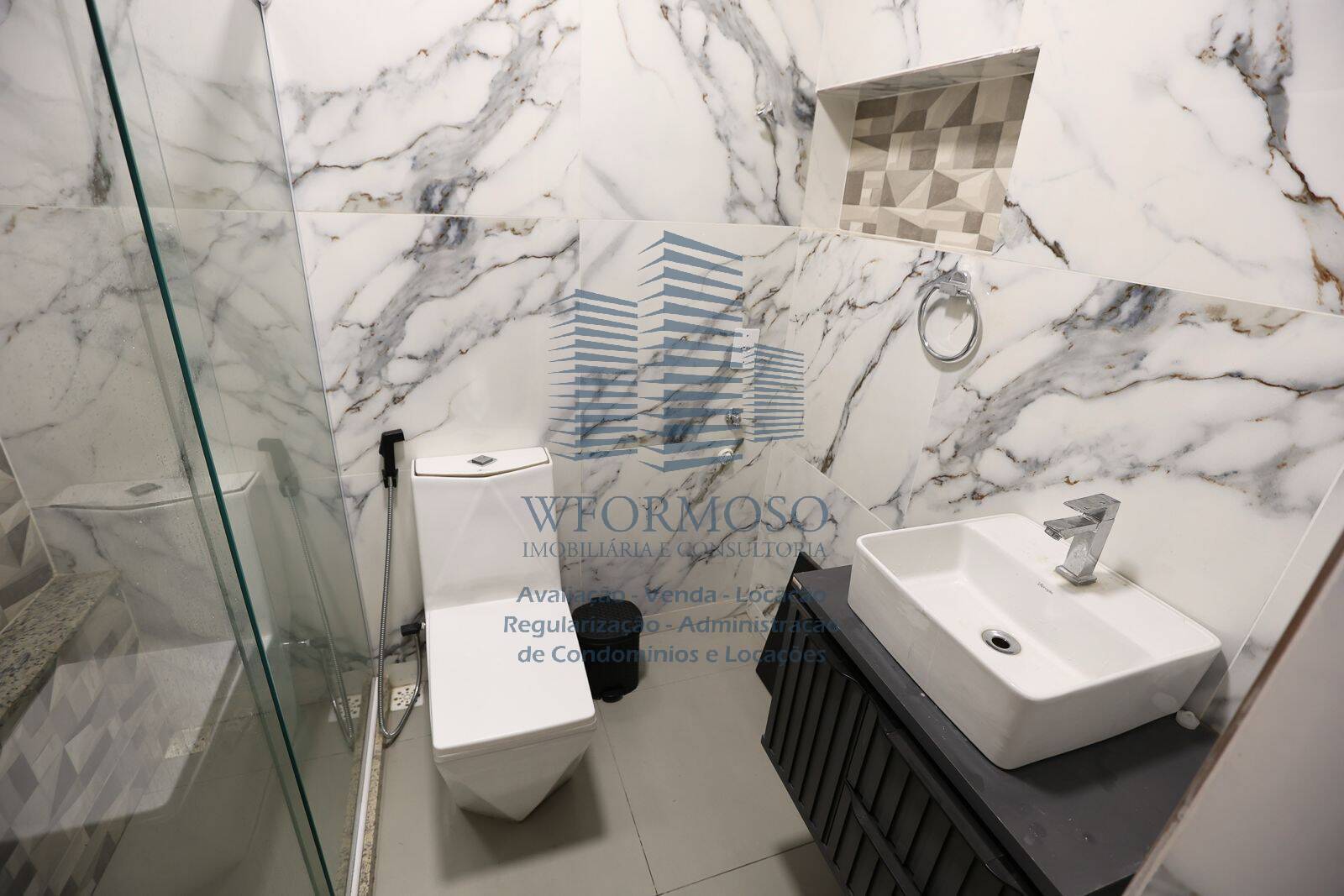 Apartamento à venda com 1 quarto, 38m² - Foto 11