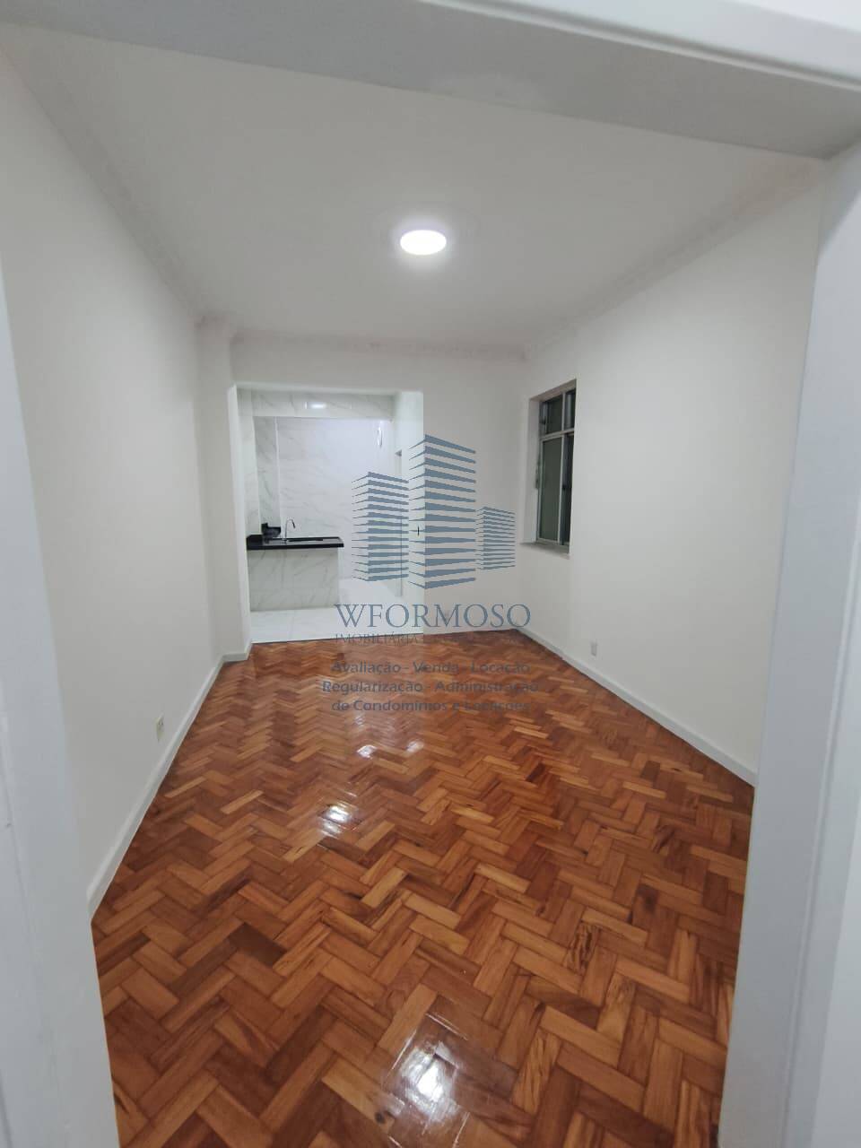 Apartamento à venda com 2 quartos, 64m² - Foto 7