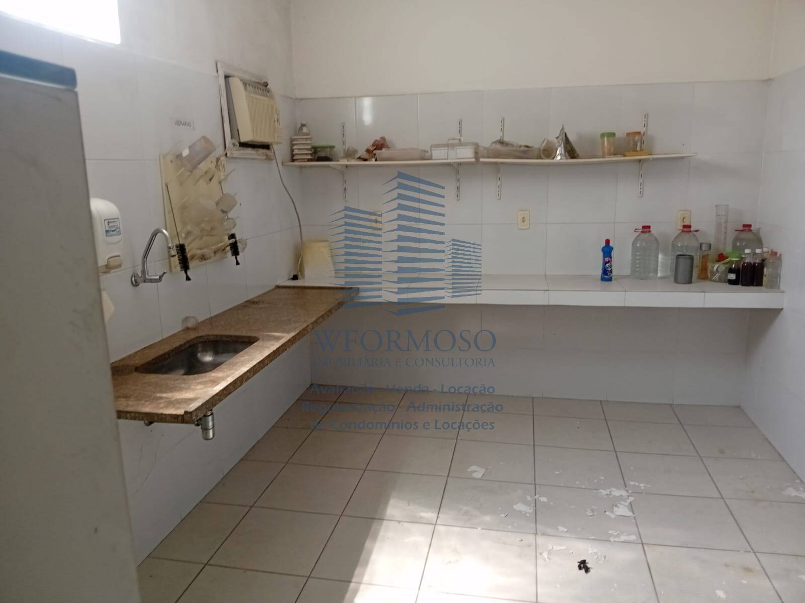 Prédio comercial à venda 723m² Av Governador Leonel de Moura Brizola