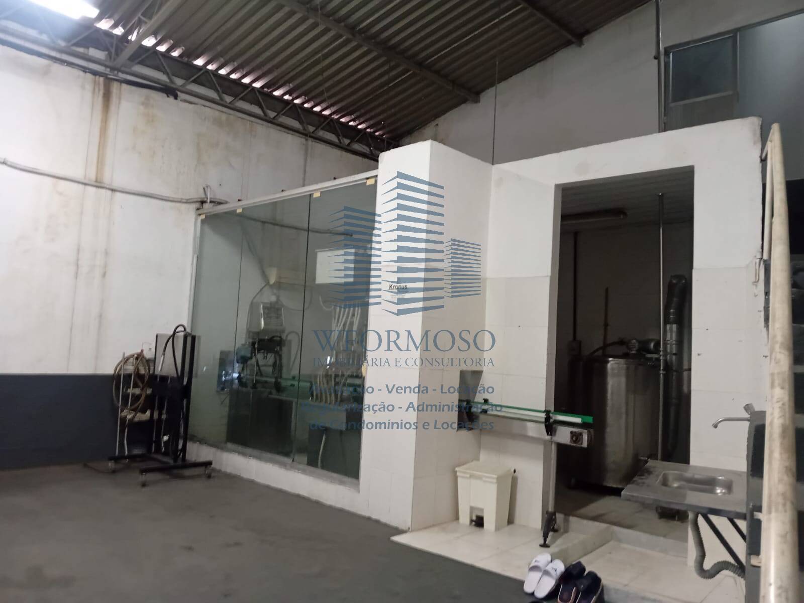 Prédio comercial à venda 723m² Av Governador Leonel de Moura Brizola