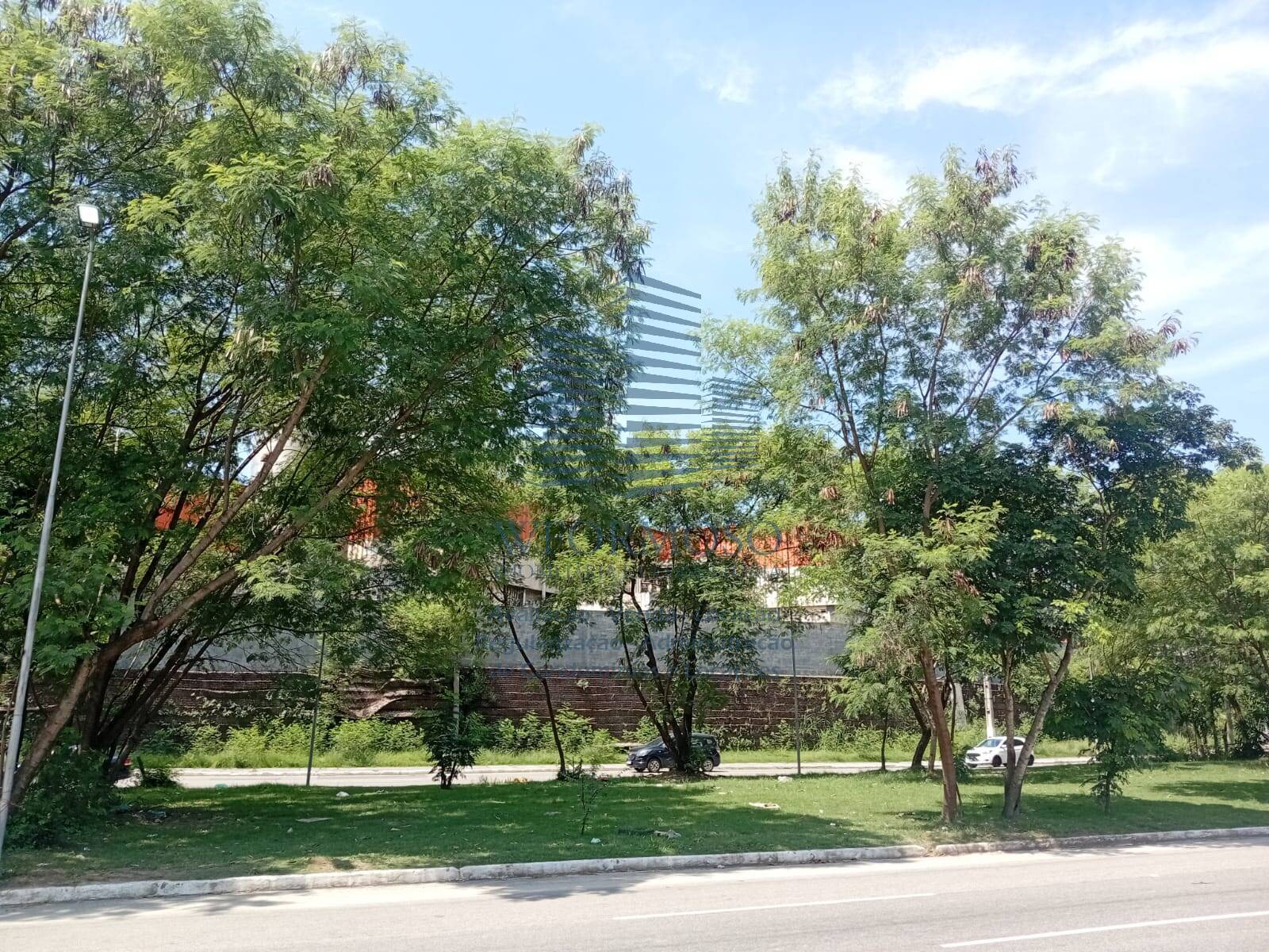Prédio comercial à venda 723m² Av Governador Leonel de Moura Brizola