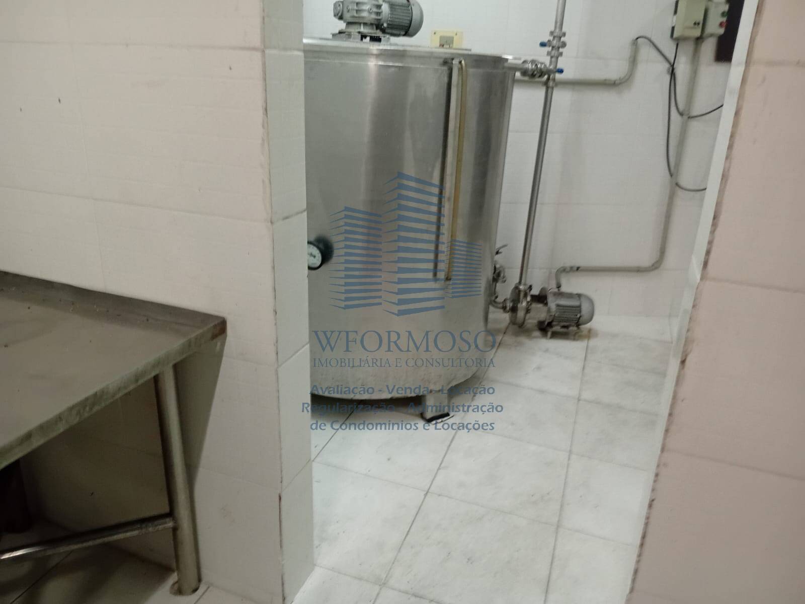 Prédio comercial à venda 723m² Av Governador Leonel de Moura Brizola