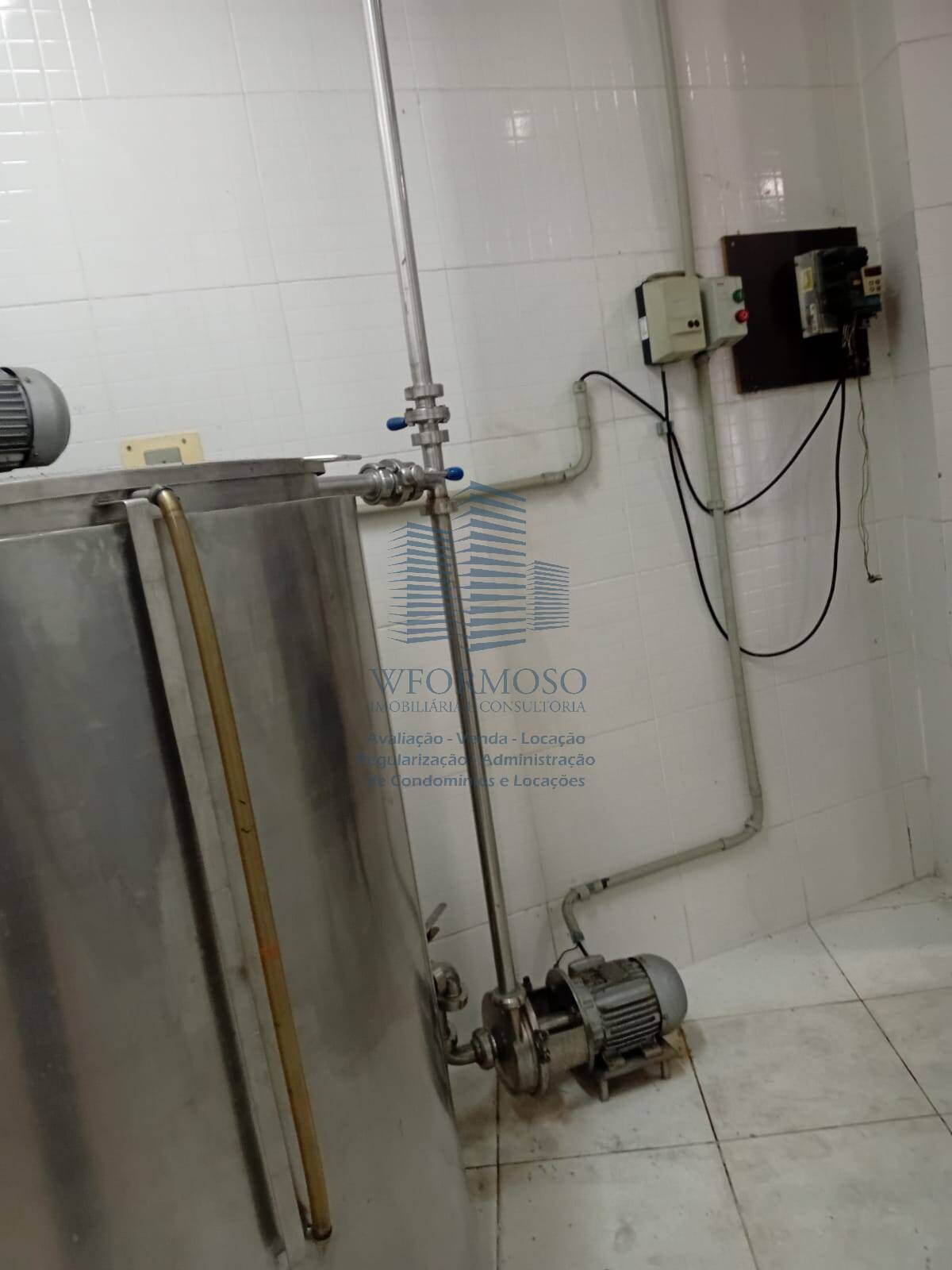Prédio comercial à venda 723m² Av Governador Leonel de Moura Brizola