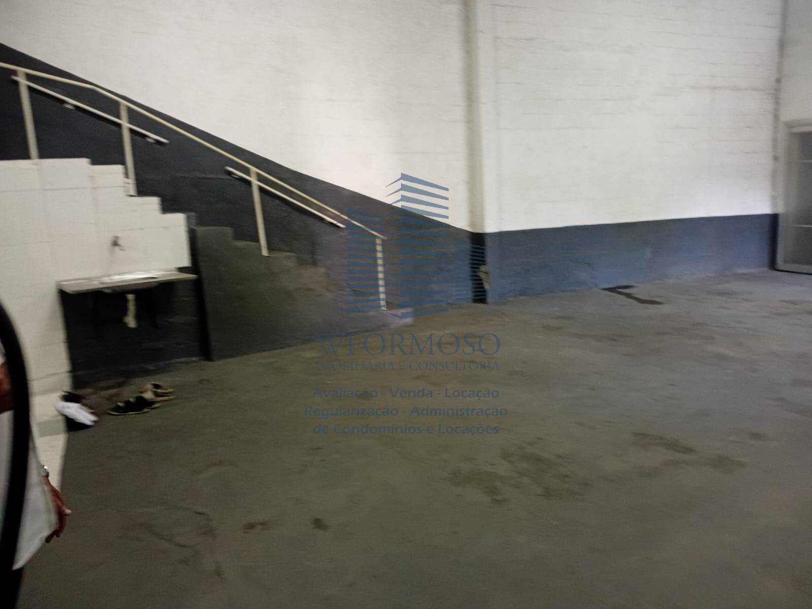 Prédio comercial à venda 723m² Av Governador Leonel de Moura Brizola