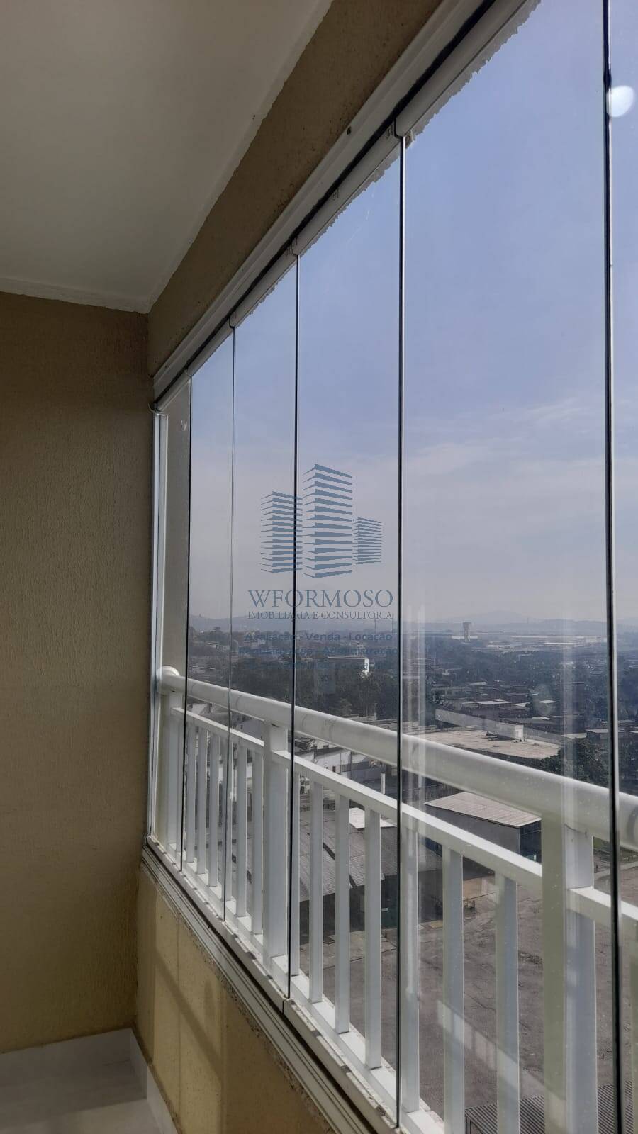 Apartamento 2 quartos suíte 46m² locação Estr do Barro Vermelho Colégio